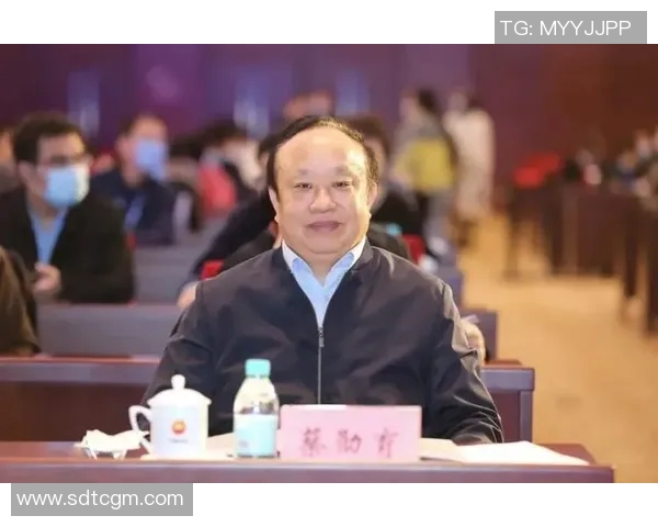 重磅专题：探讨成都篮球队如何实现战术与管理的全面转型与革新